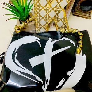 Long Sleeve Heat Cross Gildan T-Shirt